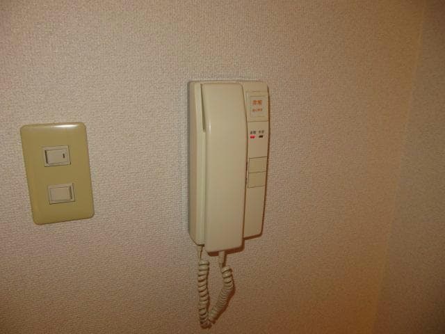  名古屋市営地下鉄東山線/新栄町駅 徒歩8分 10階 築32年