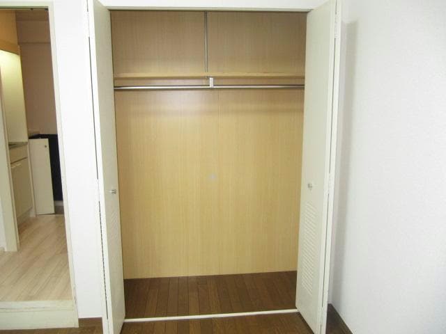  名古屋市営地下鉄東山線/新栄町駅 徒歩8分 6階 築32年