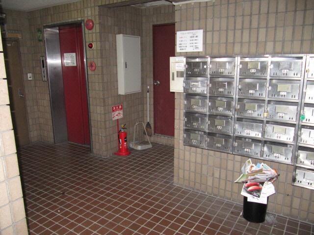  名古屋市営地下鉄東山線/新栄町駅 徒歩9分 4階 築36年