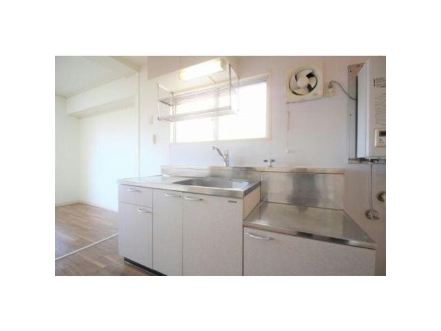  名古屋市営地下鉄鶴舞線/鶴舞駅 徒歩9分 3階 築40年