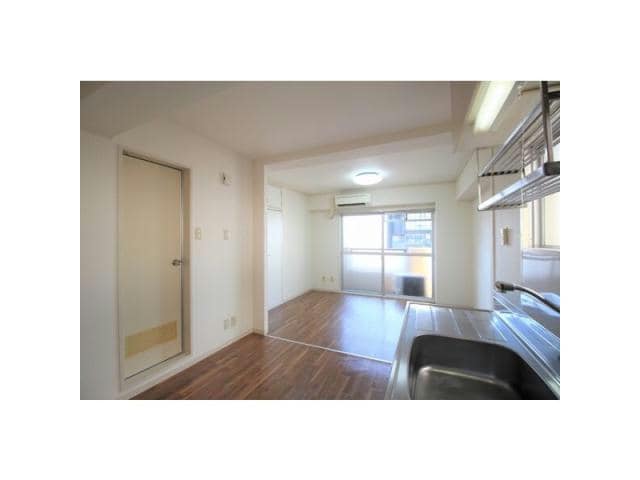  名古屋市営地下鉄鶴舞線/鶴舞駅 徒歩9分 3階 築40年