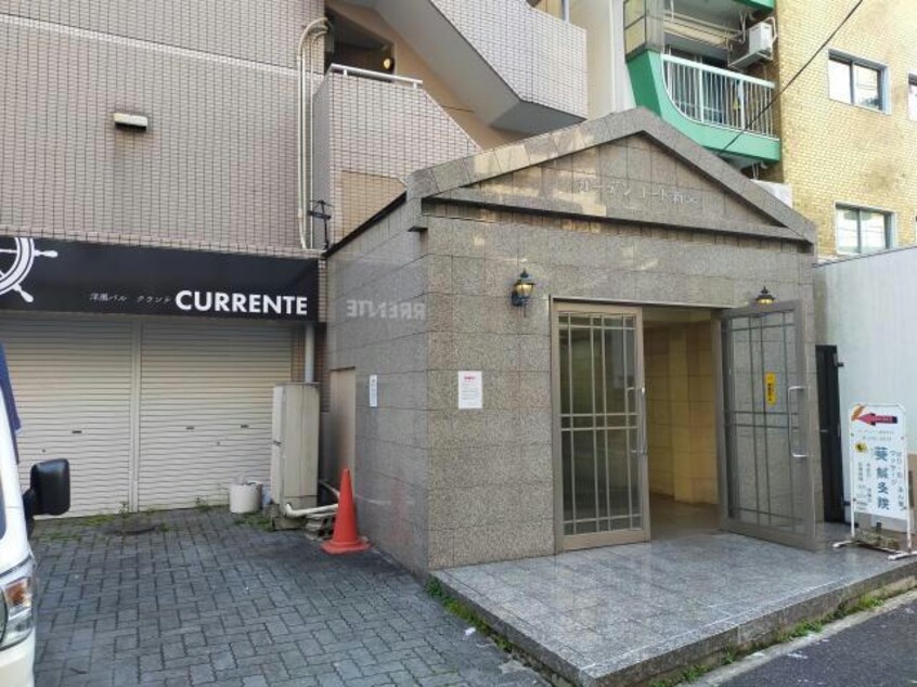  名古屋市営地下鉄東山線/新栄町駅 徒歩9分 1階 築35年