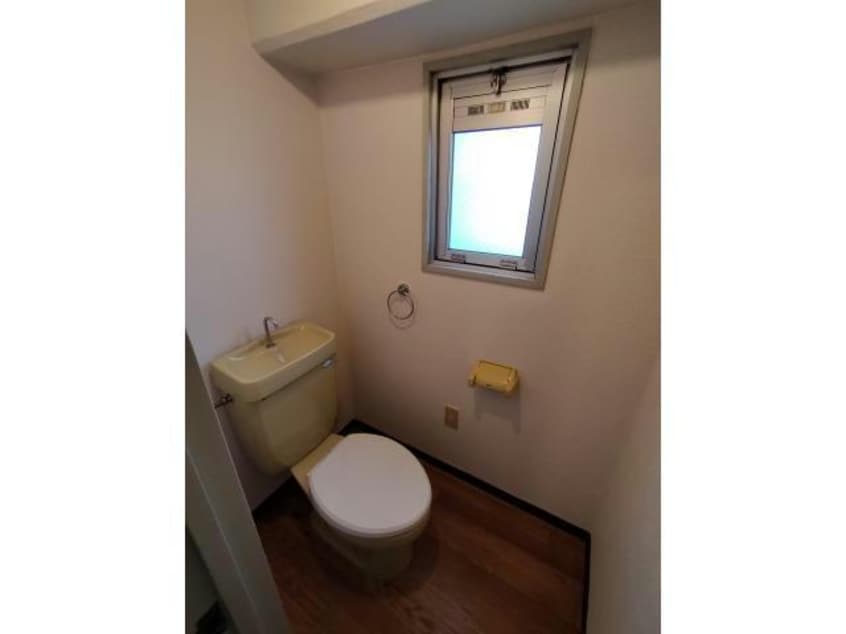  名古屋市営地下鉄東山線/新栄町駅 徒歩9分 1階 築35年