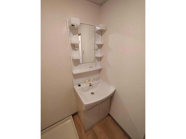  名古屋市営地下鉄東山線/新栄町駅 徒歩9分 4階 築35年