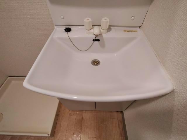  名古屋市営地下鉄東山線/新栄町駅 徒歩9分 4階 築35年