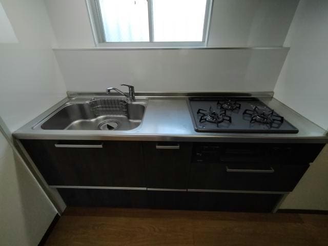  名古屋市営地下鉄東山線/新栄町駅 徒歩9分 1階 築35年