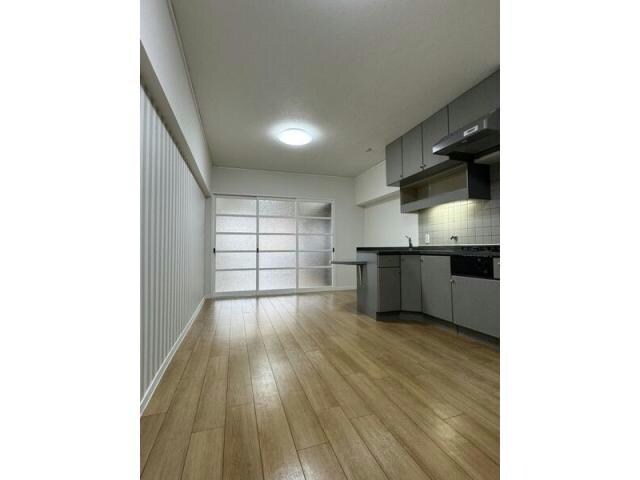  名古屋市営地下鉄東山線/栄駅 徒歩6分 9階 築30年