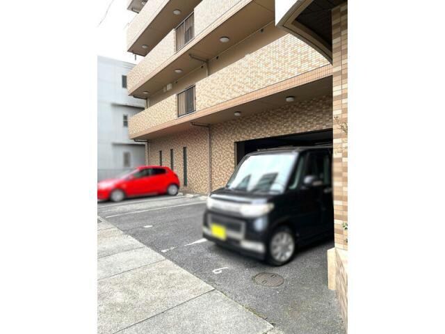  名古屋市営地下鉄東山線/新栄町駅 徒歩6分 4階 築23年