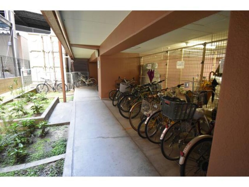  名古屋市営地下鉄桜通線/高岳駅 徒歩8分 4階 築41年