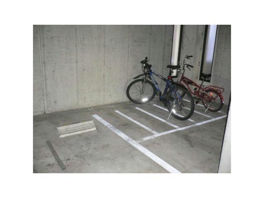  名古屋市営地下鉄桜通線/丸の内駅 徒歩5分 5階 築27年