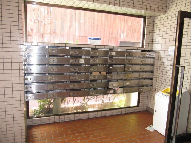  名古屋市営地下鉄東山線/新栄町駅 徒歩6分 8階 築40年