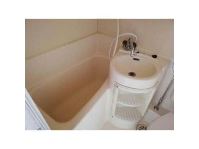  名古屋市営地下鉄東山線/新栄町駅 徒歩6分 8階 築40年