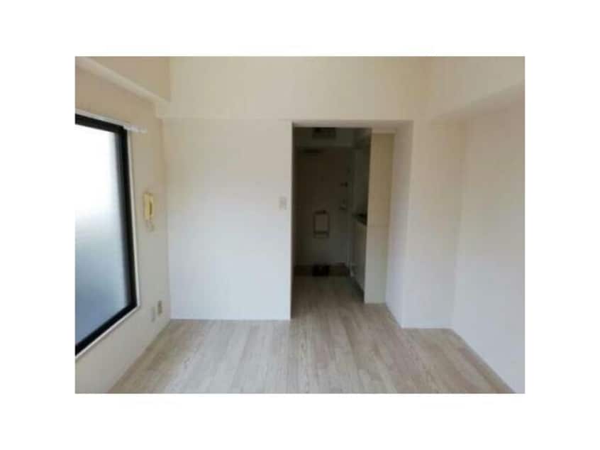  名古屋市営地下鉄東山線/新栄町駅 徒歩6分 8階 築40年