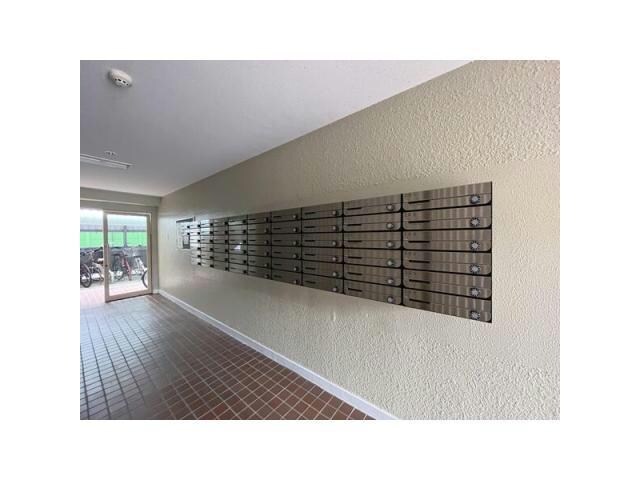  名古屋市営地下鉄名城線/矢場町駅 徒歩7分 5階 築38年