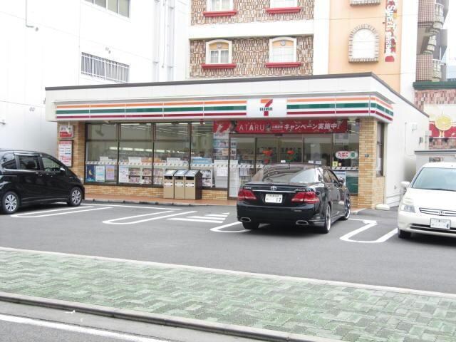 セブンイレブン名古屋栄5丁目店(コンビニ)まで693m 名古屋市営地下鉄鶴舞線/鶴舞駅 徒歩9分 5階 築34年