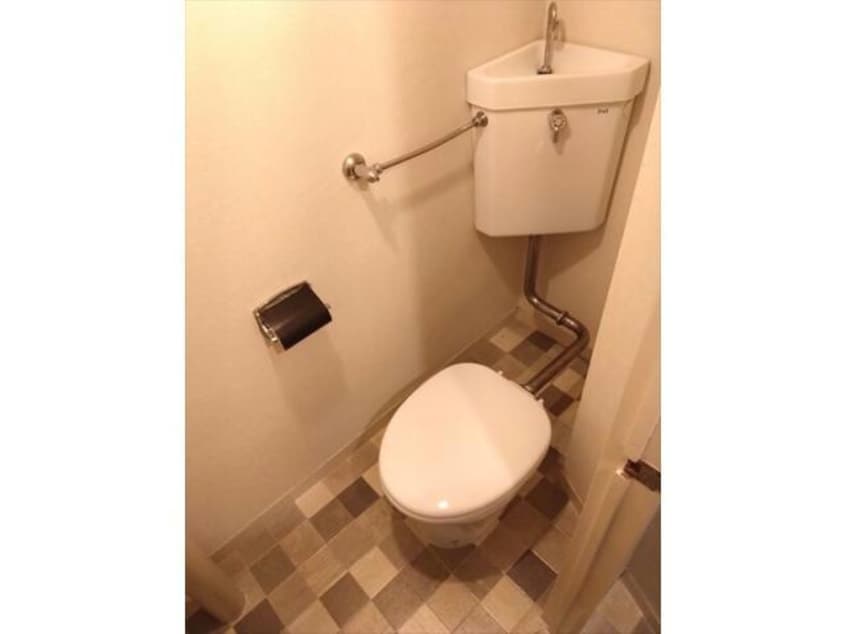  名古屋市営地下鉄東山線/新栄町駅 徒歩4分 4階 築46年