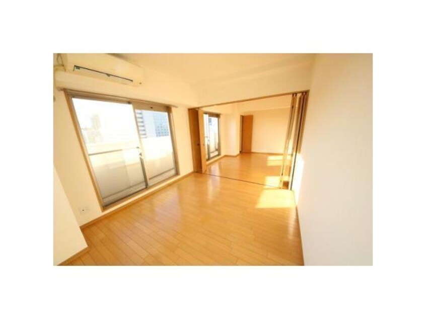  名古屋市営地下鉄東山線/栄駅 徒歩8分 2階 築21年