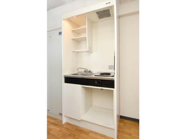  名古屋市営地下鉄鶴舞線/丸の内駅 徒歩1分 3階 築34年