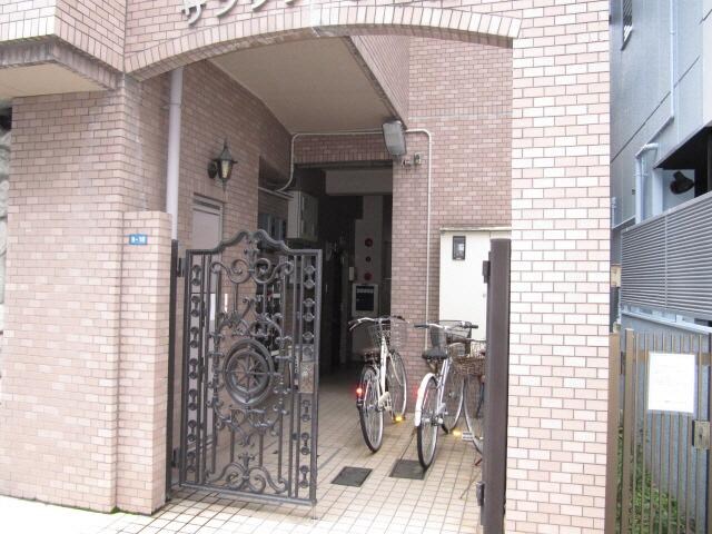  名古屋市営地下鉄東山線/新栄町駅 徒歩6分 5階 築37年