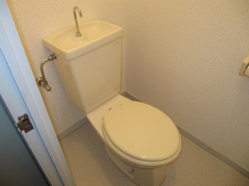  名古屋市営地下鉄東山線/新栄町駅 徒歩6分 3階 築37年