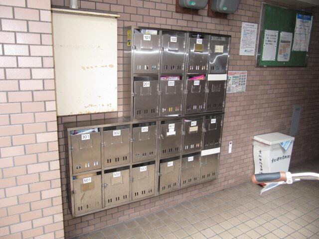  名古屋市営地下鉄東山線/新栄町駅 徒歩6分 5階 築37年