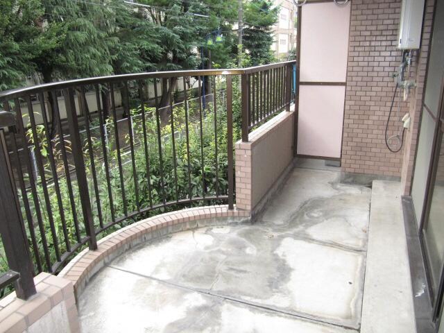  名古屋市営地下鉄東山線/新栄町駅 徒歩6分 3階 築37年