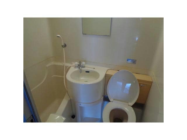  名古屋市営地下鉄東山線/新栄町駅 徒歩3分 8階 築41年