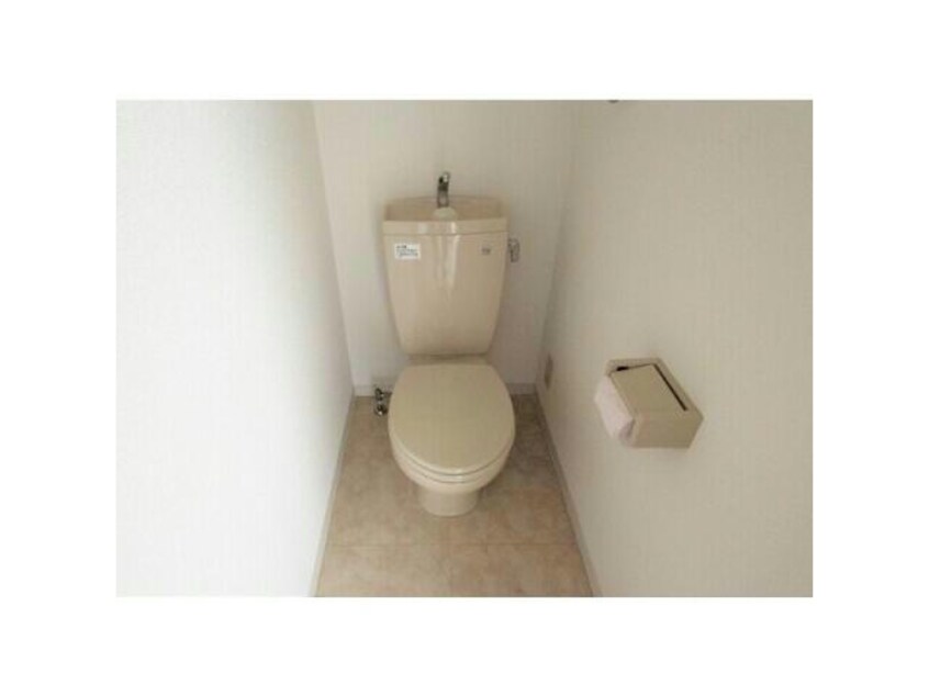  名古屋市営地下鉄東山線/新栄町駅 徒歩4分 8階 築20年