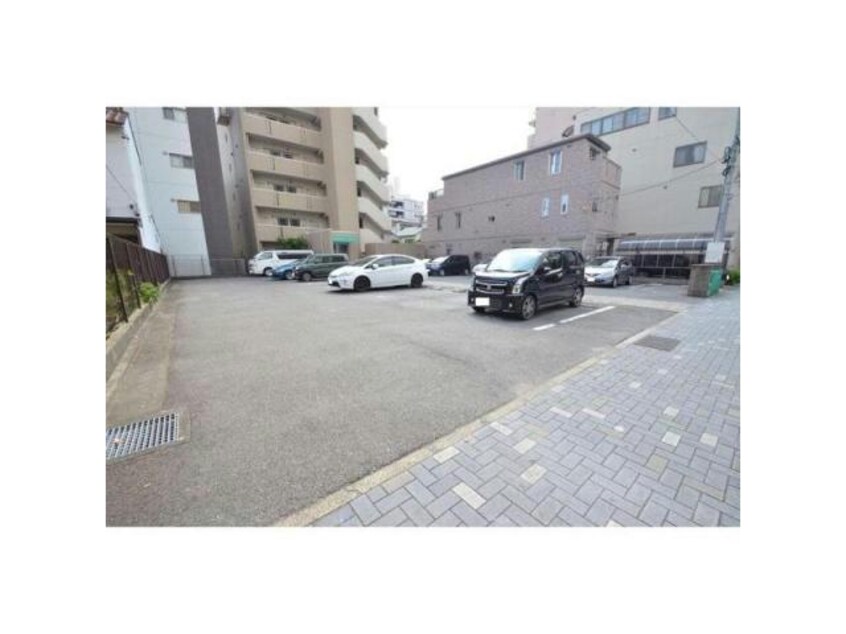  名古屋市営地下鉄東山線/新栄町駅 徒歩5分 1階 築22年