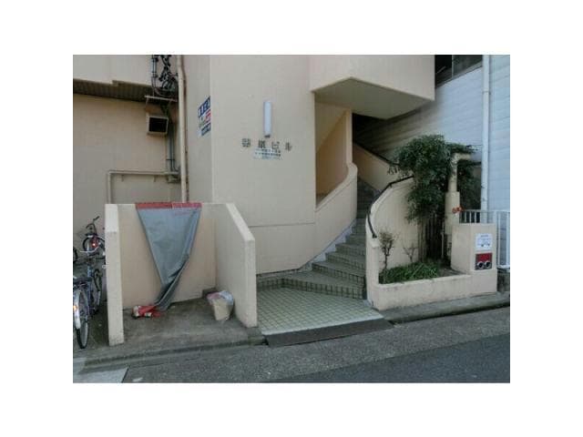  名古屋市営地下鉄鶴舞線/鶴舞駅 徒歩8分 5階 築45年