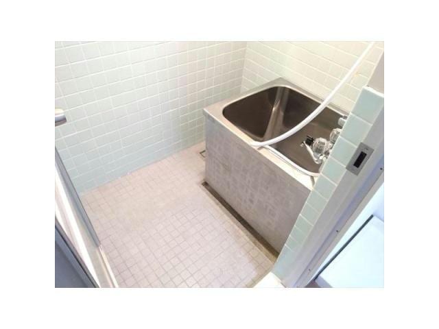  名古屋市営地下鉄鶴舞線/鶴舞駅 徒歩8分 5階 築45年