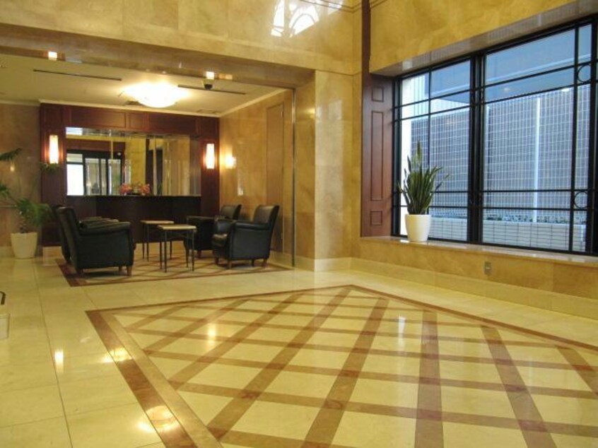  名古屋市営地下鉄鶴舞線/丸の内駅 徒歩3分 13階 築20年