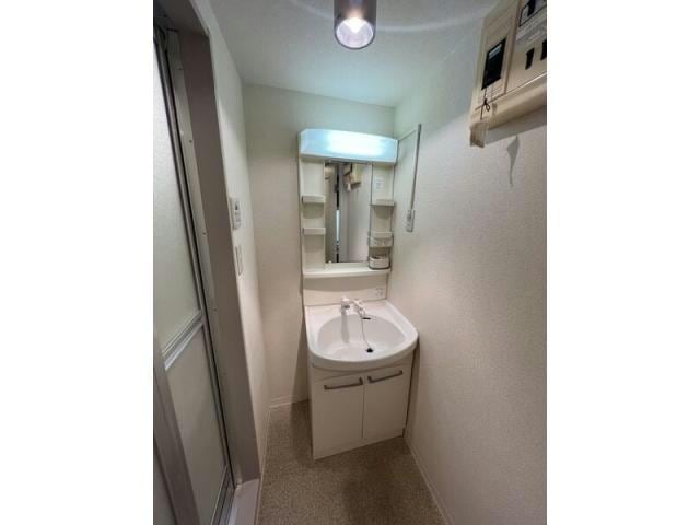  名古屋市営地下鉄東山線/新栄町駅 徒歩5分 1階 築19年