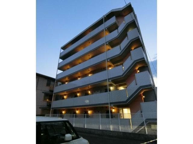  名古屋市営地下鉄東山線/新栄町駅 徒歩5分 4階 築19年