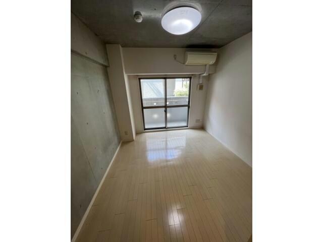  名古屋市営地下鉄東山線/新栄町駅 徒歩5分 1階 築19年