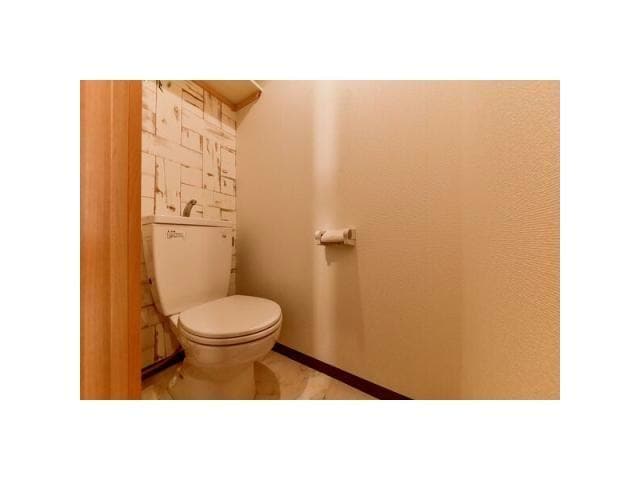  名古屋市営地下鉄東山線/新栄町駅 徒歩10分 6階 築19年