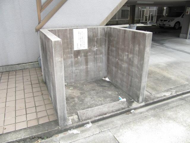  名鉄瀬戸線/尼ケ坂駅 徒歩6分 3階 築33年