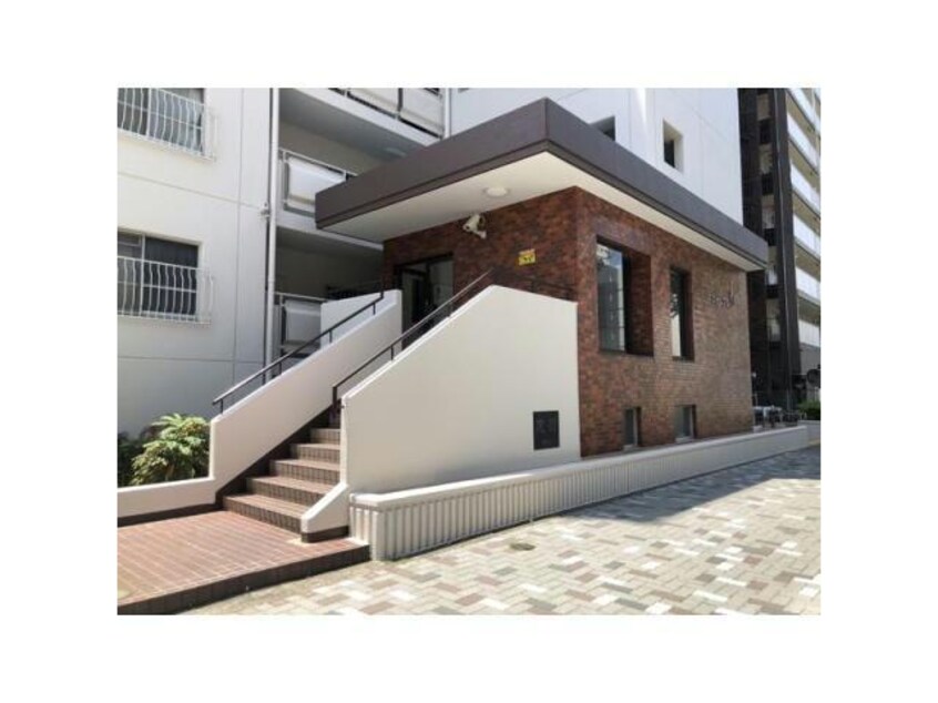  名古屋市営地下鉄東山線/新栄町駅 徒歩6分 1階 築43年