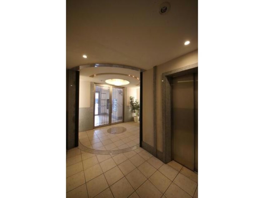  名古屋市営地下鉄東山線/新栄町駅 徒歩4分 7階 築19年