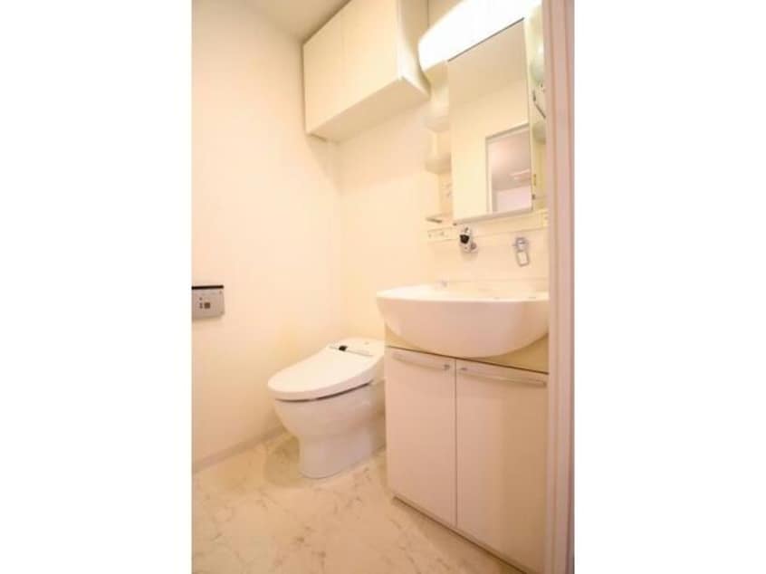  名古屋市営地下鉄名城線/矢場町駅 徒歩9分 6階 築18年