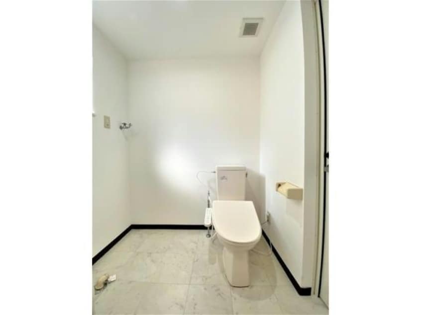  名古屋市営地下鉄桜通線/高岳駅 徒歩6分 2階 築18年