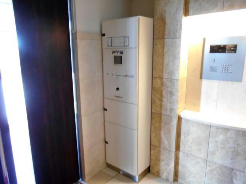  名古屋市営地下鉄桜通線/高岳駅 徒歩6分 8階 築18年