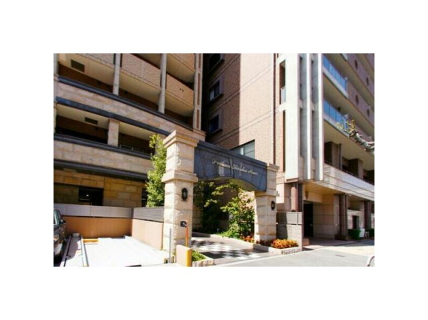  名古屋市営地下鉄東山線/千種駅 徒歩8分 8階 築17年