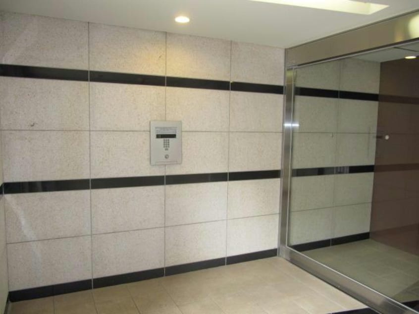  名古屋市営地下鉄名城線/久屋大通駅 徒歩7分 9階 築17年