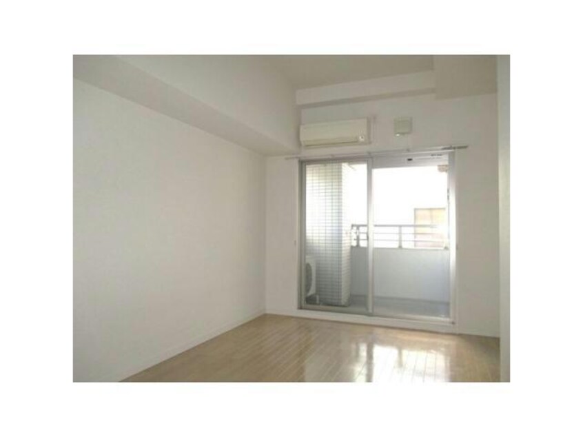  名古屋市営地下鉄東山線/栄駅 徒歩5分 8階 築17年