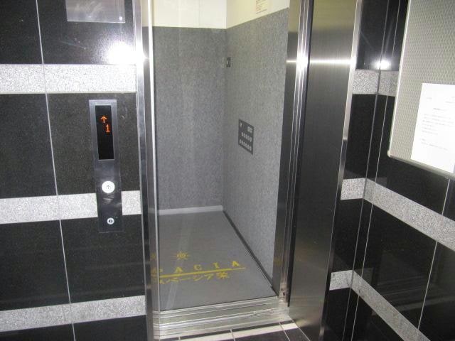  名古屋市営地下鉄名城線/矢場町駅 徒歩7分 11階 築16年