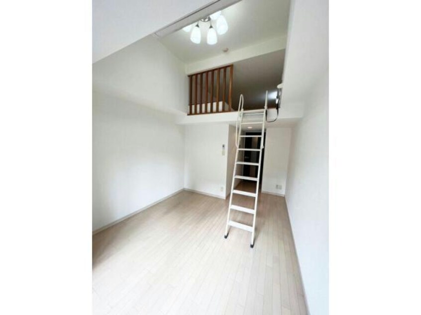  名古屋市営地下鉄名城線/矢場町駅 徒歩5分 7階 築16年