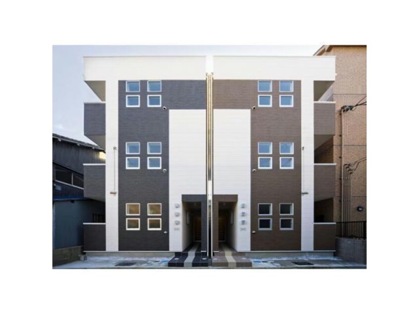  名古屋市営地下鉄東山線/新栄町駅 徒歩8分 3階 築16年