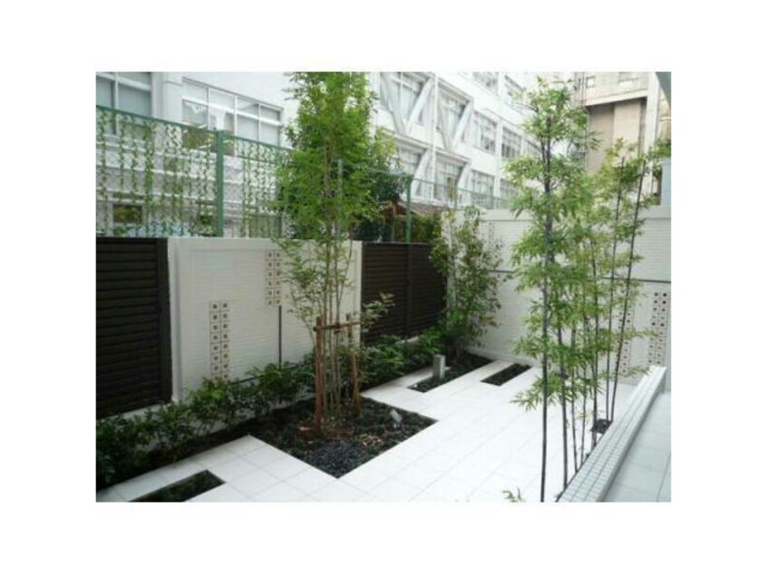  名古屋市営地下鉄東山線/新栄町駅 徒歩9分 5階 築14年