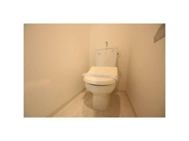  名古屋市営地下鉄東山線/新栄町駅 徒歩8分 3階 築16年